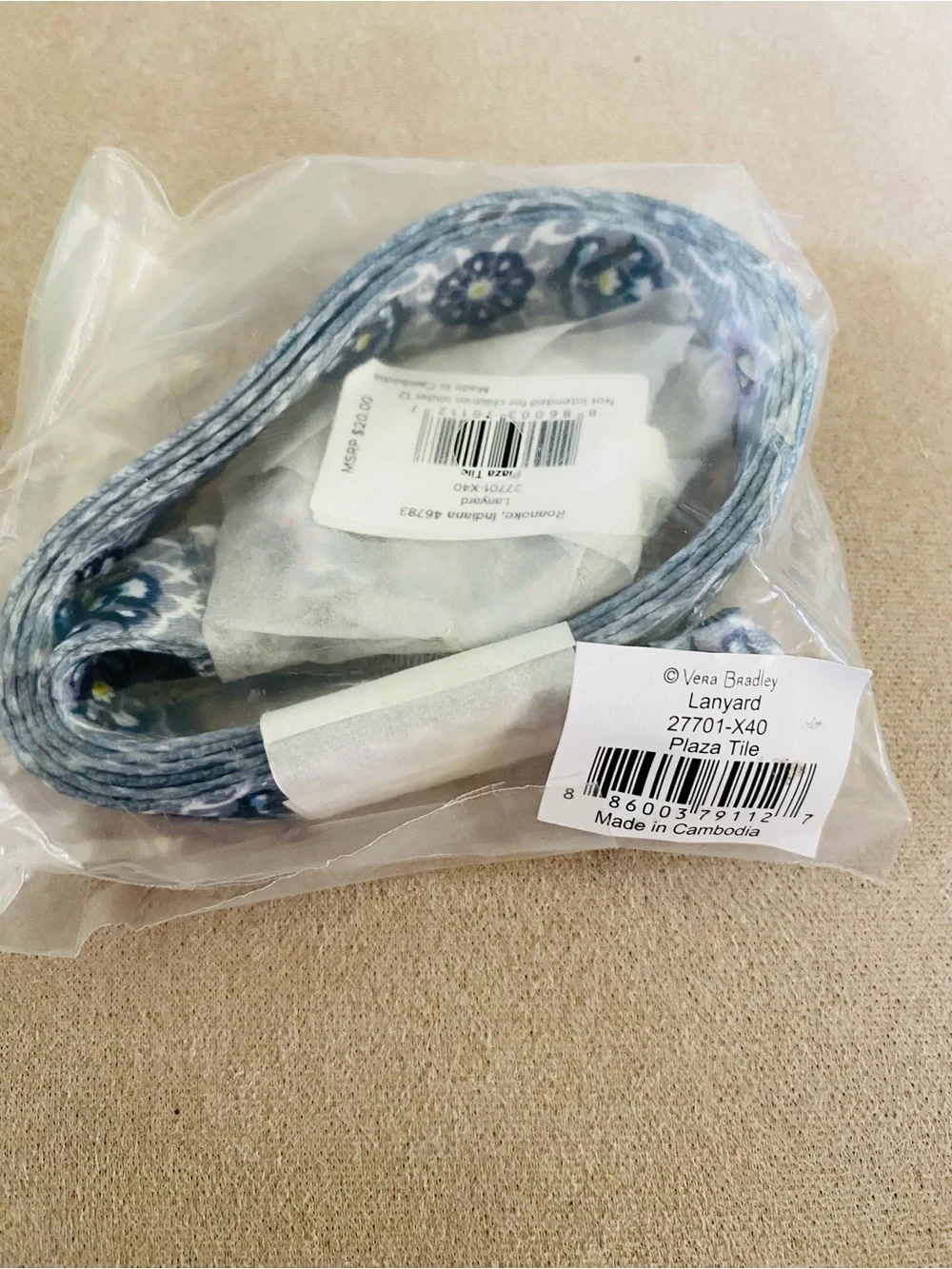 Vera Bradley Iconic Lanyard NWT Plaza Tile